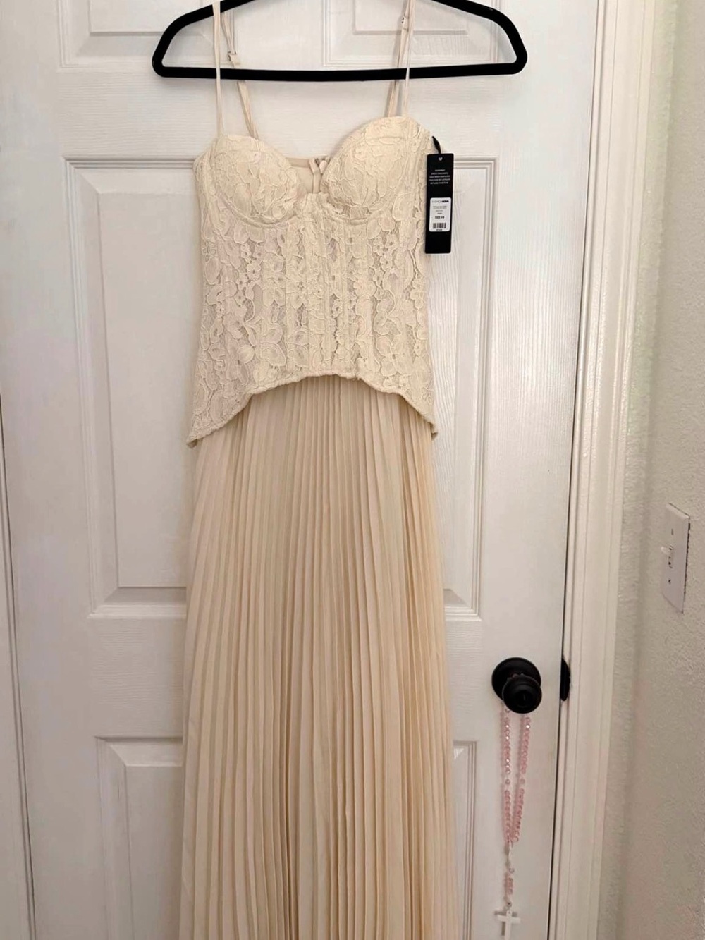 Fashion Nova Cream Lace Bustier Maxi Dress